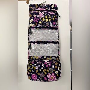 Vera Bradley Floral Nightingale Pattern Quilted Hanging Travel Organizer